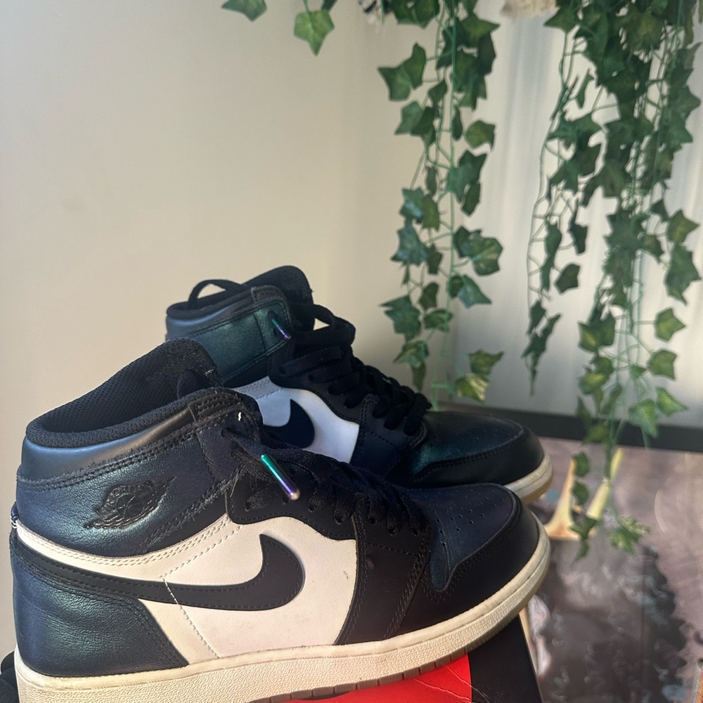 Nike Men's Black and White Sneakers